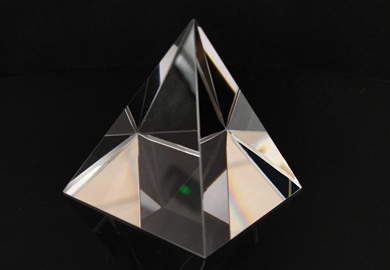 ピラミッド光学／四面体プリズム